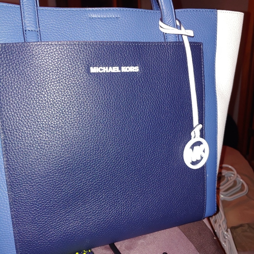 Michael Kors Gemma tote brand new w/tags